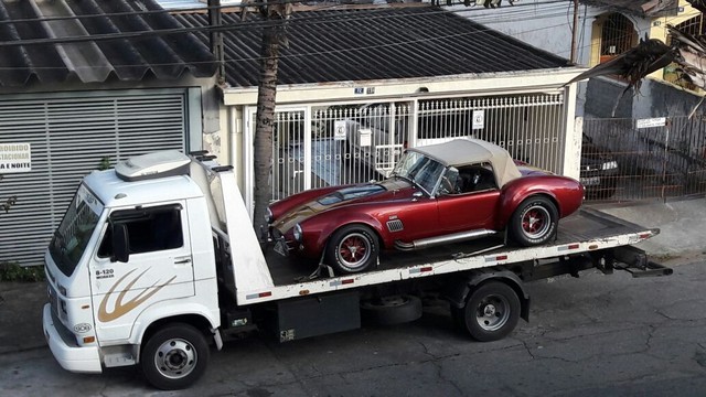 Carro de luxo &eacute; apreendido em Cotia ap&oacute;s pris&atilde;o de Laerte Codonho, dono da fabricante de refrigerantes Dolly - Foto: Arquivo Pessoal