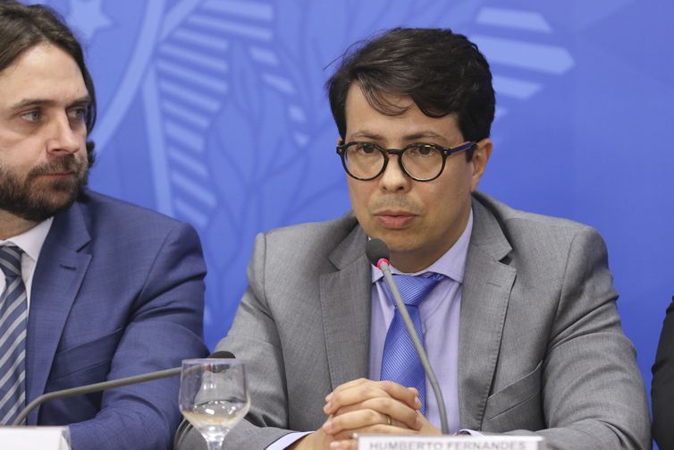 O subchefe de Assuntos Jur&iacute;dicos da Casa Civil, Humberto Moura, fala &agrave; imprensa &ndash; Foto: Valter Campanato/Ag&ecirc;ncia Brasil