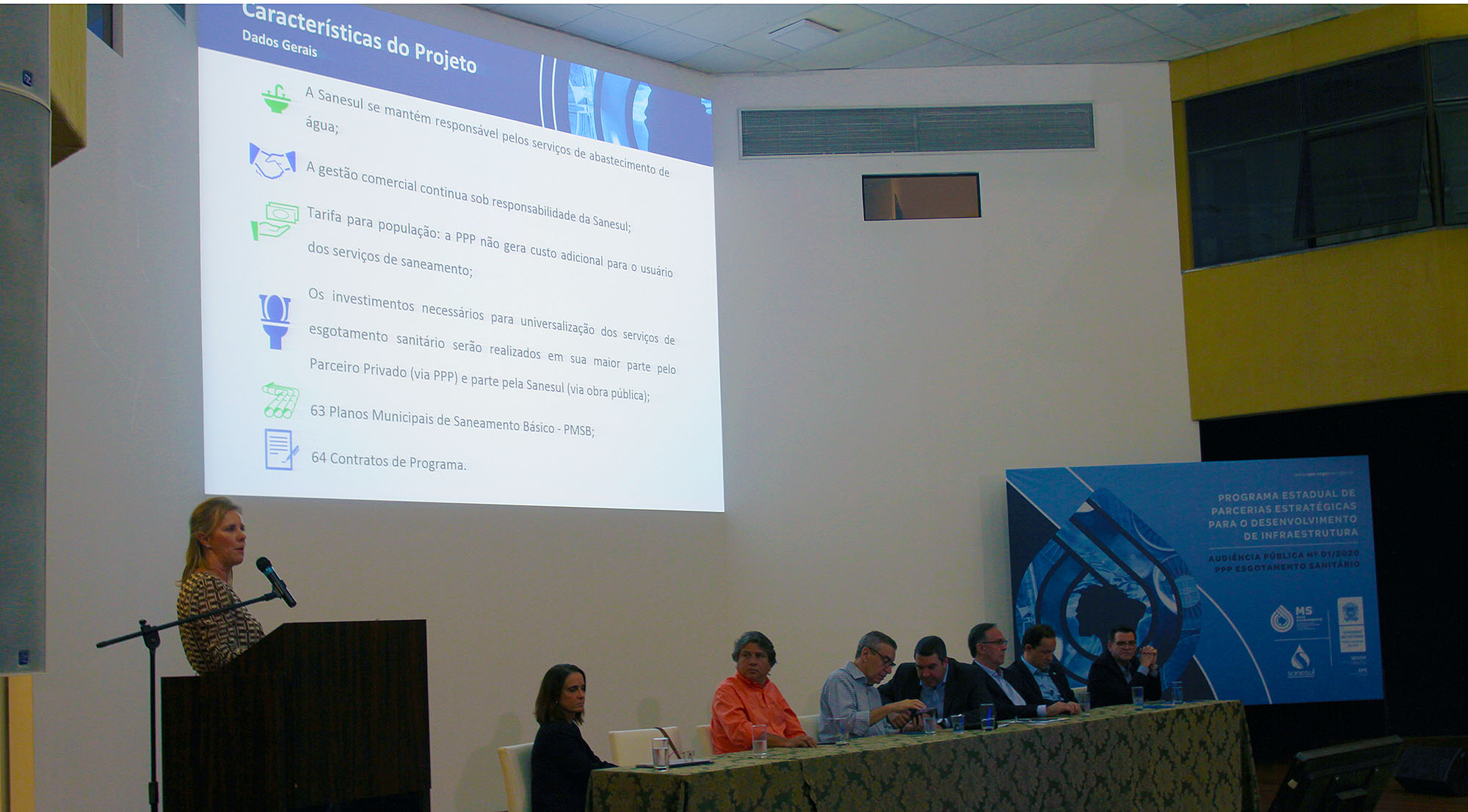 Eliane Detoni, secret&aacute;ria do Escrit&oacute;rio de Parcerias Estrat&eacute;gicas, fez a apresenta&ccedil;&atilde;o da s&iacute;ntese do projeto - Foto: Saul Schramm