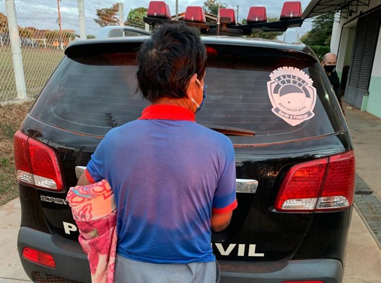 Suspeito preso em Ivinhema - Foto: Polícia Civil/Divulgação