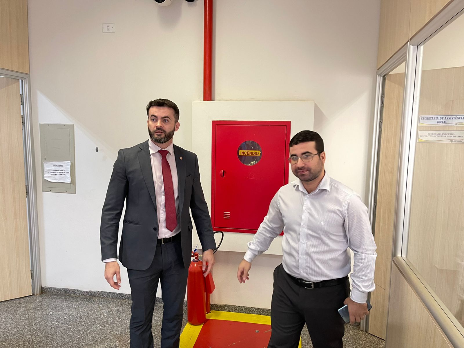 Recomenda&ccedil;&atilde;o &eacute; do Promotor de Justi&ccedil;a Paulo Henrique Mendon&ccedil;a de Freitas, ao lado, o advogado Daniel Bastos durante Opera&ccedil;&atilde;o Cobertor Curto - Foto: Arquivo/Jornal da Nova