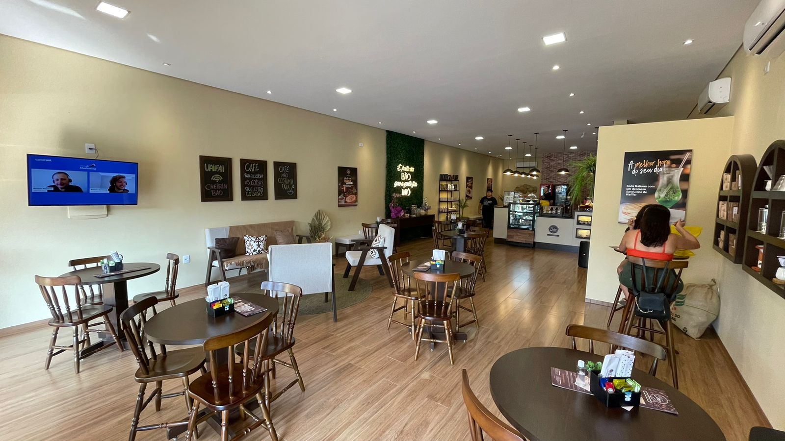 Ambiente amplo e decorado - Foto: Jornal da Nova