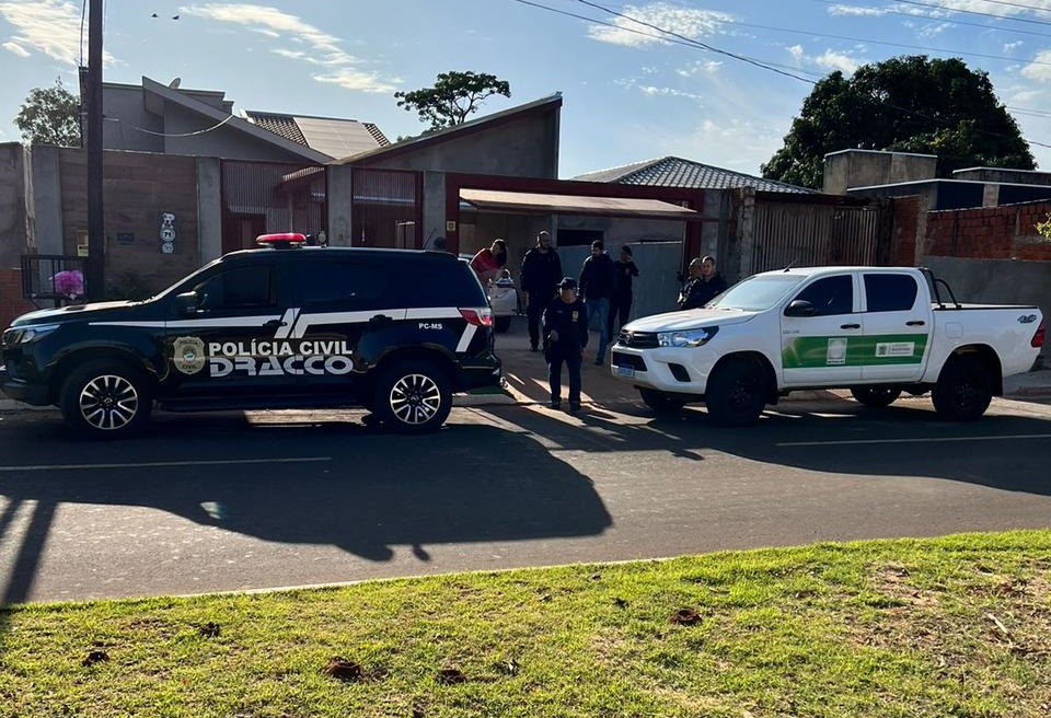 Agentes do Dracco durante a Opera&ccedil;&atilde;o Resfriamento deflagrada no &uacute;ltimo dia (8) - Foto: Pol&iacute;cia Civil/Divulga&ccedil;&atilde;o