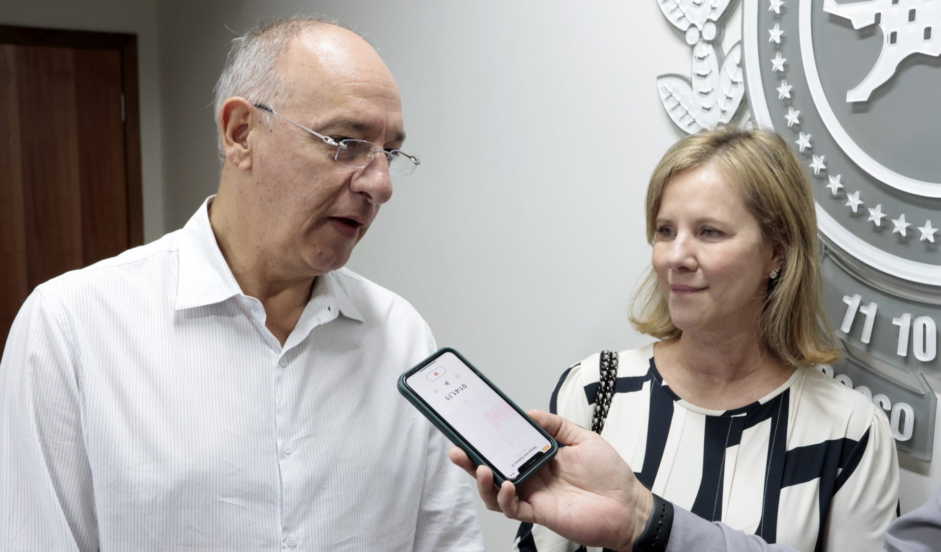 Peluffo: "estamos avançando para atender 1.434 unidades do governo com essa energia" - Foto: Chico Ribeiro