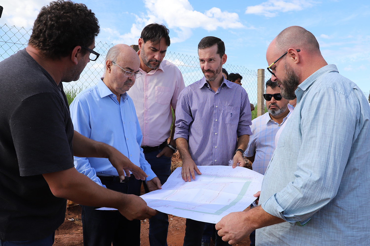 Prefeito, vereadores, secret&aacute;rios e t&eacute;cnicos - Foto: Prefeitura de Nova Andradina