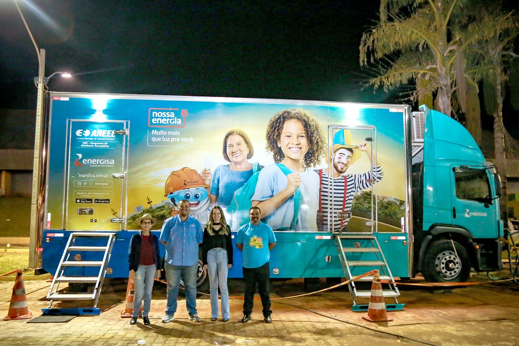 Unidade m&oacute;vel educacional proporcionou atividades diferenciadas ao longo de tr&ecirc;s dias - Foto: Prefeitura de Bataypor&atilde;
